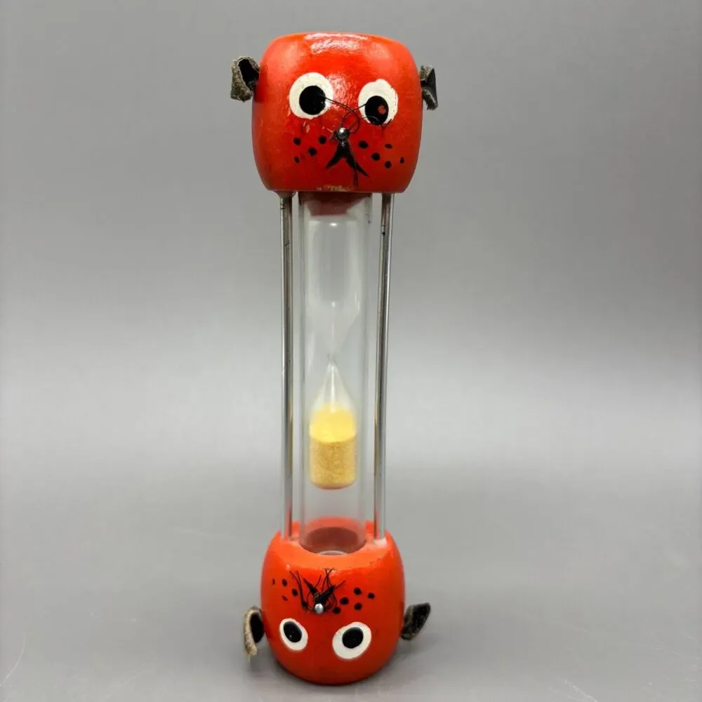 Vintage Wooden Kitchen Timer Cat Hourglass Floating Sand Folk Art Kitsch Decor